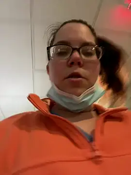 Snapshot of FreakNastyLacie chatting on February 8, 2025, 3:30 am FreakNastyLacie online show from February 8, 2025, 3:30 am