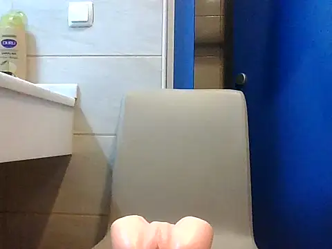 Snapshot of Fuckbyboy chatting on February 7, 2025, 9:48 pm Fuckbyboy online show from February 7, 2025, 9:48 pm