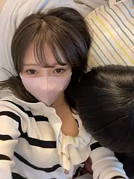 Snapshot of yuki-chi chatting on November 29, 2025, 1:47 pm yuki-chi online show from November 29, 2025, 1:47 pm