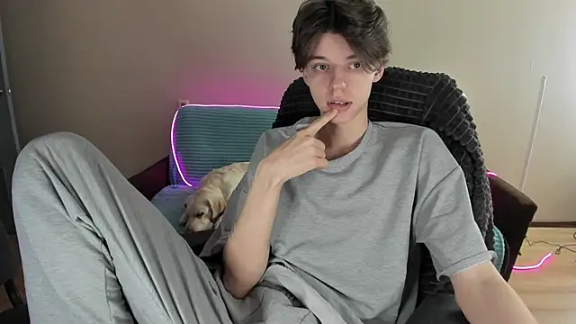 Liam sexy1 online show from December 28, 2024, 7:44 am