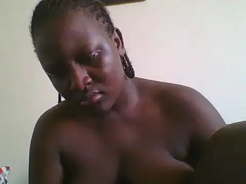 Snapshot of Heavy_ass chatting on October 25, 2025, 9:39 am Heavy ass online show from October 25, 2025, 9:39 am