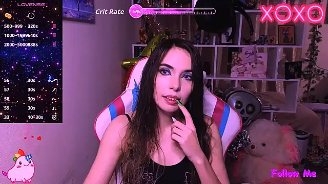 Snapshot of Sia_Shine chatting on October 10, 2025, 5:23 pm Sia Shine online show from October 10, 2025, 5:23 pm