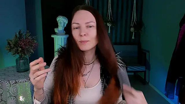 Snapshot of VandaRossi chatting on January 16, 2025, 9:27 am VandaRossi online show from January 16, 2025, 9:27 am