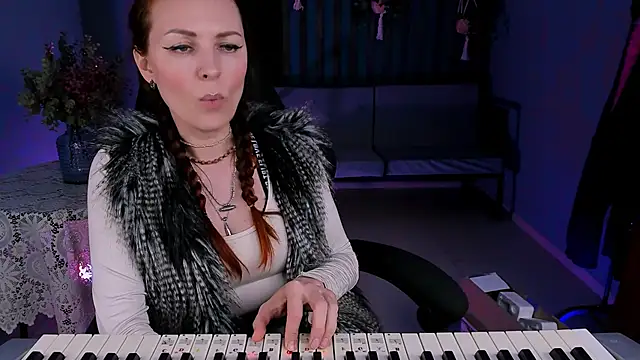 Snapshot of VandaRossi chatting on January 16, 2025, 3:35 pm VandaRossi online show from January 16, 2025, 3:35 pm