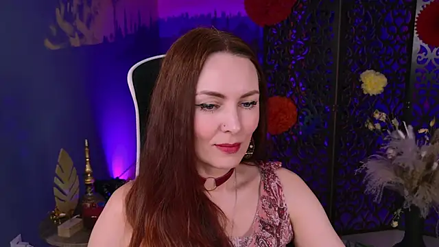 Snapshot of VandaRossi chatting on February 28, 2025, 11:14 am VandaRossi online show from February 28, 2025, 11:14 am