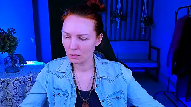 Snapshot of VandaRossi chatting on March 7, 2025, 5:08 am VandaRossi online show from March 7, 2025, 5:08 am