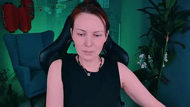 Snapshot of VandaRossi chatting on September 29, 2025, 9:03 am VandaRossi online show from September 29, 2025, 9:03 am