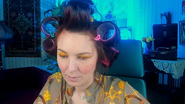 Snapshot of VandaRossi chatting on October 9, 2025, 11:08 am VandaRossi online show from October 9, 2025, 11:08 am