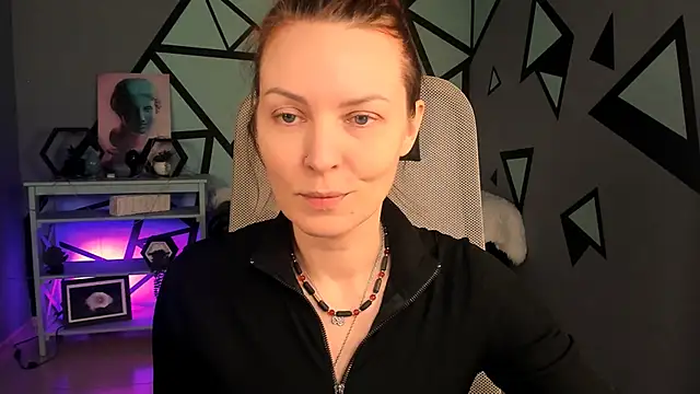 Snapshot of VandaRossi chatting on October 11, 2025, 6:45 am VandaRossi online show from October 11, 2025, 6:45 am