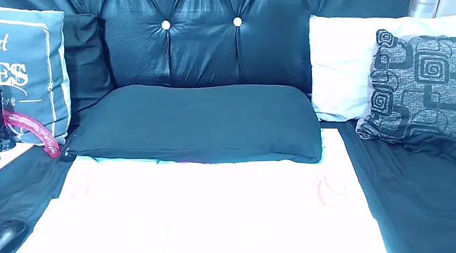 spicydiver38 online show from February 15, 2025, 6:02 am