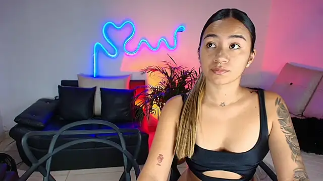 Jules n Gia online show from February 17, 2025, 8:58 pm