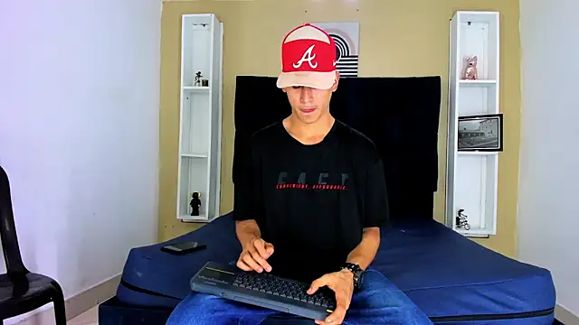 Snapshot of Jhonn_Rhyss chatting on December 2, 2024, 2:09 am Jhonn Rhyss online show from December 2, 2024, 2:09 am