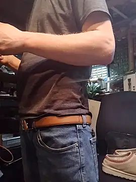 mrwinsalot88 online show from November 15, 2025, 8:11 am