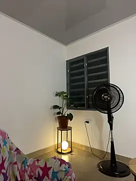 sophia goth online show from November 5, 2025, 12:43 am