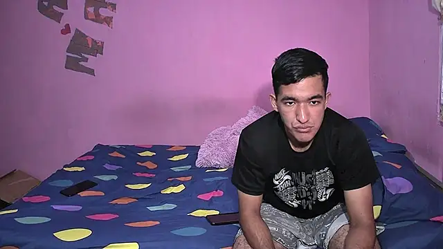 Sweetiefoxxx online show from September 24, 2025, 6:33 pm