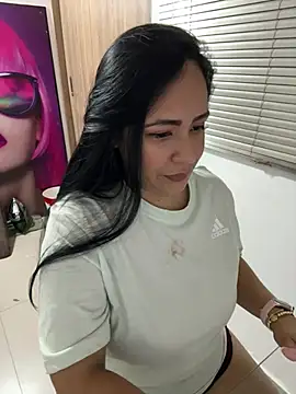 Snapshot of marta201_alfaro chatting on January 19, 2025, 10:50 am marta201 alfaro online show from January 19, 2025, 10:50 am