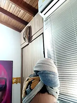 Snapshot of marta201_alfaro chatting on October 12, 2025, 3:00 pm marta201 alfaro online show from October 12, 2025, 3:00 pm