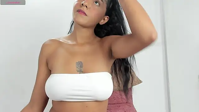 jadesmiith1 online show from December 24, 2024, 2:21 am