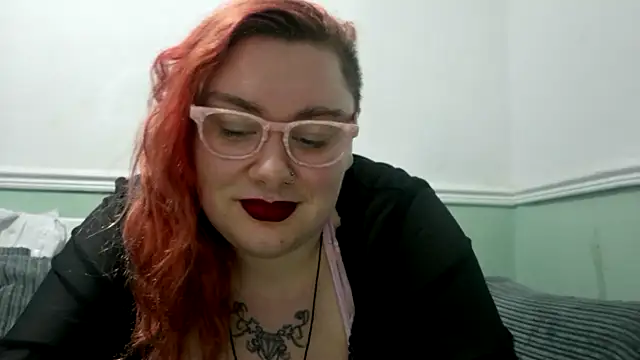 Bustycurves online show from February 24, 2025, 8:25 pm