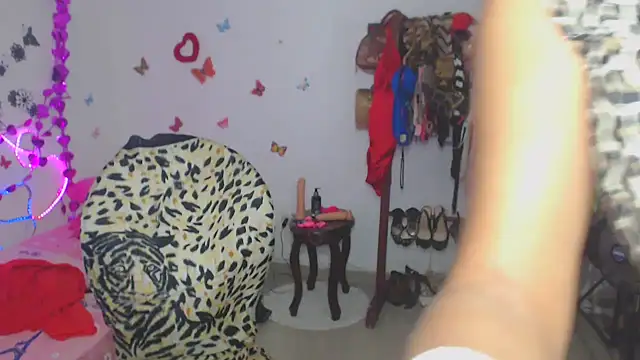 Snapshot of brigitht chatting on February 13, 2025, 11:37 pm brigitht online show from February 13, 2025, 11:37 pm