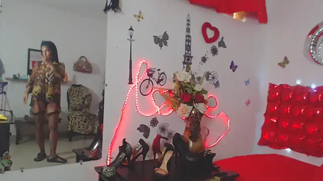 Snapshot of brigitht chatting on March 7, 2025, 1:29 pm brigitht online show from March 7, 2025, 1:29 pm