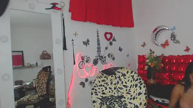 Snapshot of brigitht chatting on March 20, 2025, 9:24 pm brigitht online show from March 20, 2025, 9:24 pm