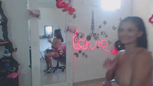 Snapshot of brigitht chatting on September 14, 2025, 3:33 pm brigitht online show from September 14, 2025, 3:33 pm