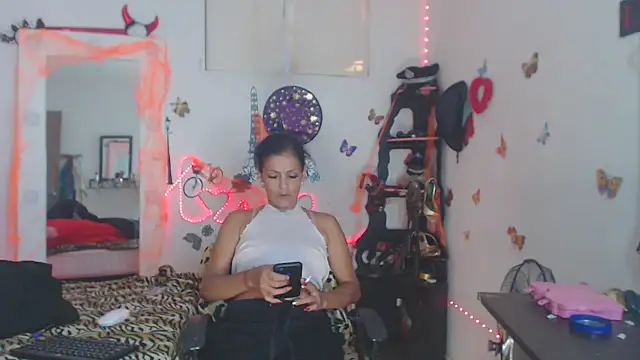 Snapshot of brigitht chatting on October 14, 2025, 8:31 pm brigitht online show from October 14, 2025, 8:31 pm