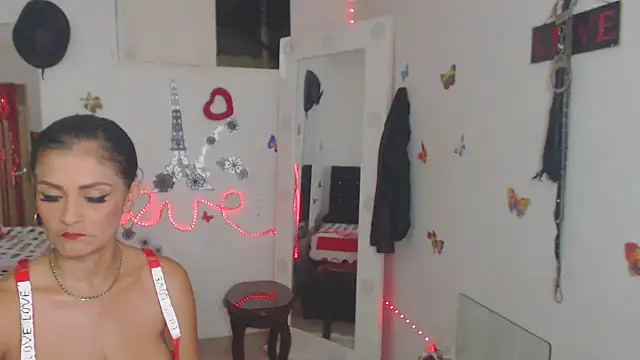 Snapshot of brigitht chatting on November 14, 2025, 2:54 am brigitht online show from November 14, 2025, 2:54 am