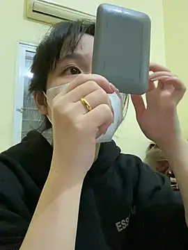 minmin2kk5 online show from February 5, 2025, 6:56 am