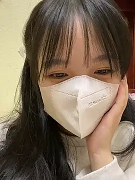 minmin2kk5 online show from March 15, 2025, 3:16 pm