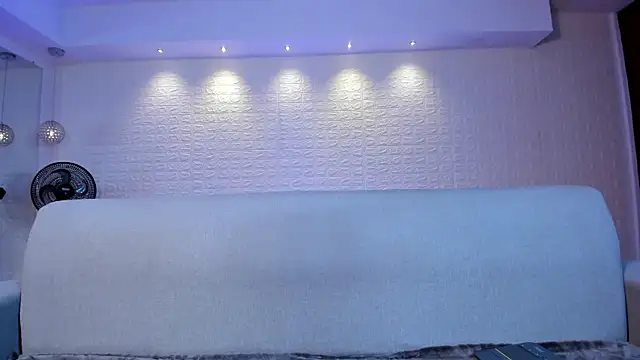 violet scott online show from January 31, 2025, 11:03 am