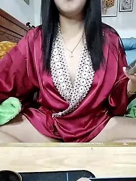 cream1299 online show from February 24, 2025, 9:00 am