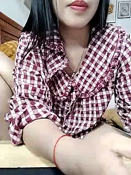 cream1299 online show from March 13, 2025, 9:21 am