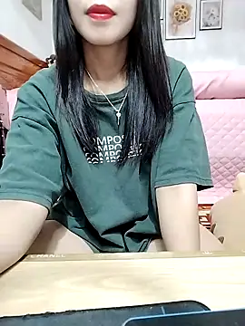 cream1299 online show from September 10, 2025, 1:22 pm