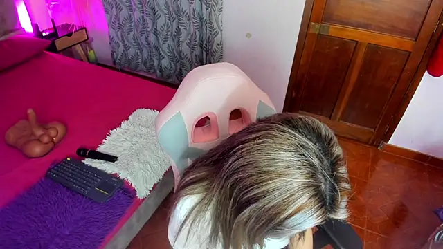 Yelena mutiz online show from December 30, 2024, 1:14 pm