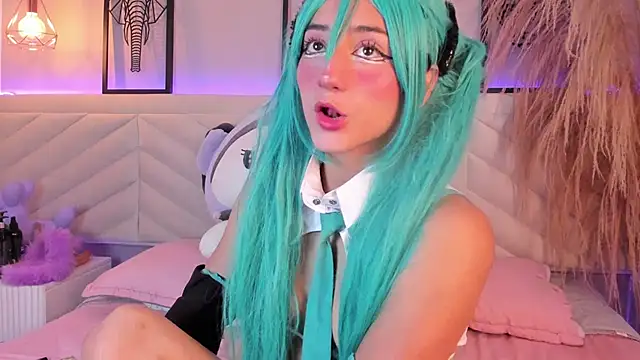 Snapshot of miia__baker chatting on February 5, 2025, 1:11 pm miia baker online show from February 5, 2025, 1:11 pm