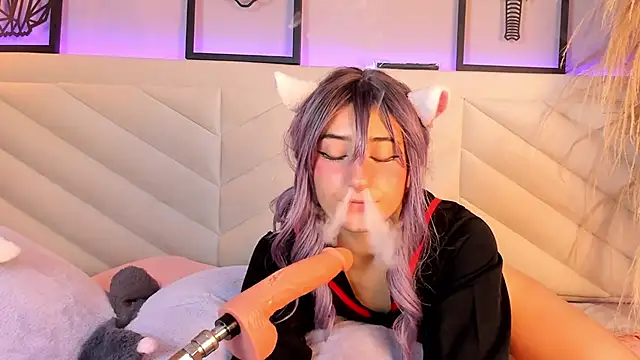 Snapshot of miia__baker chatting on February 17, 2025, 6:15 pm miia baker online show from February 17, 2025, 6:15 pm