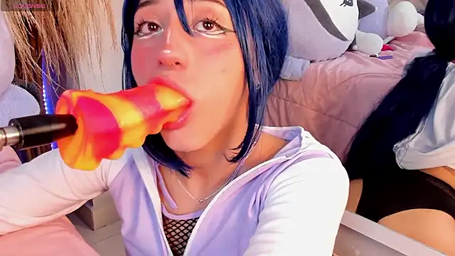 Snapshot of miia__baker chatting on March 7, 2025, 12:23 pm miia baker online show from March 7, 2025, 12:23 pm