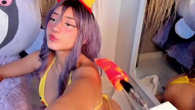 Snapshot of miia__baker chatting on March 14, 2025, 12:18 pm miia baker online show from March 14, 2025, 12:18 pm