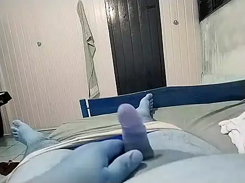 Snapshot of NumeralChevre chatting on February 11, 2025, 11:33 pm NumeralChevre online show from February 11, 2025, 11:33 pm