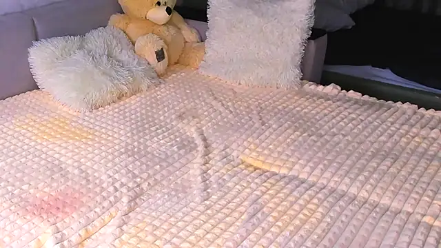 Snapshot of Sweeet_Barbie chatting on September 27, 2025, 3:39 pm Sweeet Barbie online show from September 27, 2025, 3:39 pm