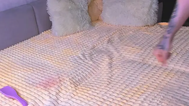 Snapshot of Sweeet_Barbie chatting on October 26, 2025, 3:29 pm Sweeet Barbie online show from October 26, 2025, 3:29 pm