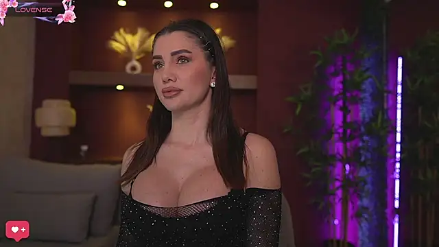 JustinneJade online show from February 28, 2025, 7:05 am