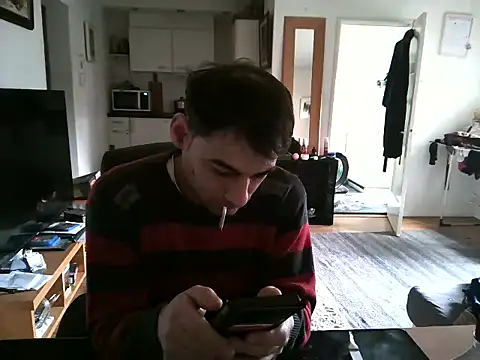 Snapshot of mihaimichael chatting on February 21, 2025, 10:50 am mihaimichael online show from February 21, 2025, 10:50 am