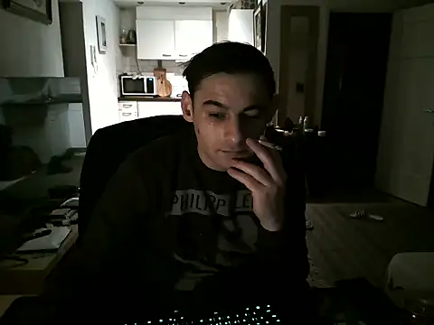 Snapshot of mihaimichael chatting on March 6, 2025, 8:27 pm mihaimichael online show from March 6, 2025, 8:27 pm