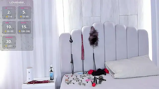 mileyerikson online show from November 7, 2025, 1:33 pm