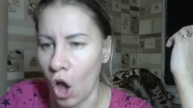 TherestlessKitty online show from October 24, 2025, 10:17 pm