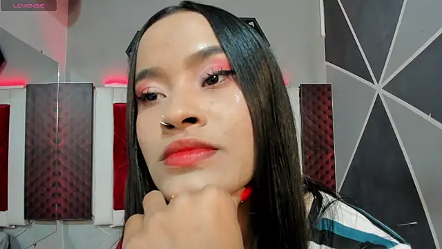 Karoll014 online show from February 20, 2025, 12:47 pm