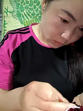 Sweetlove 77 online show from September 14, 2025, 1:49 am